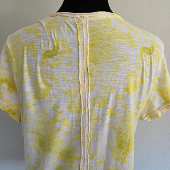 Anthropologie Pilcro Yellow White Abstract V-Neck Lightweight Boho Top Tee Sz MP - Picture 7 of 8